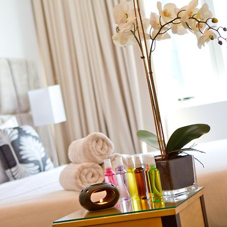 Privato Ortigas Hotell Pasig City Eksteriør bilde