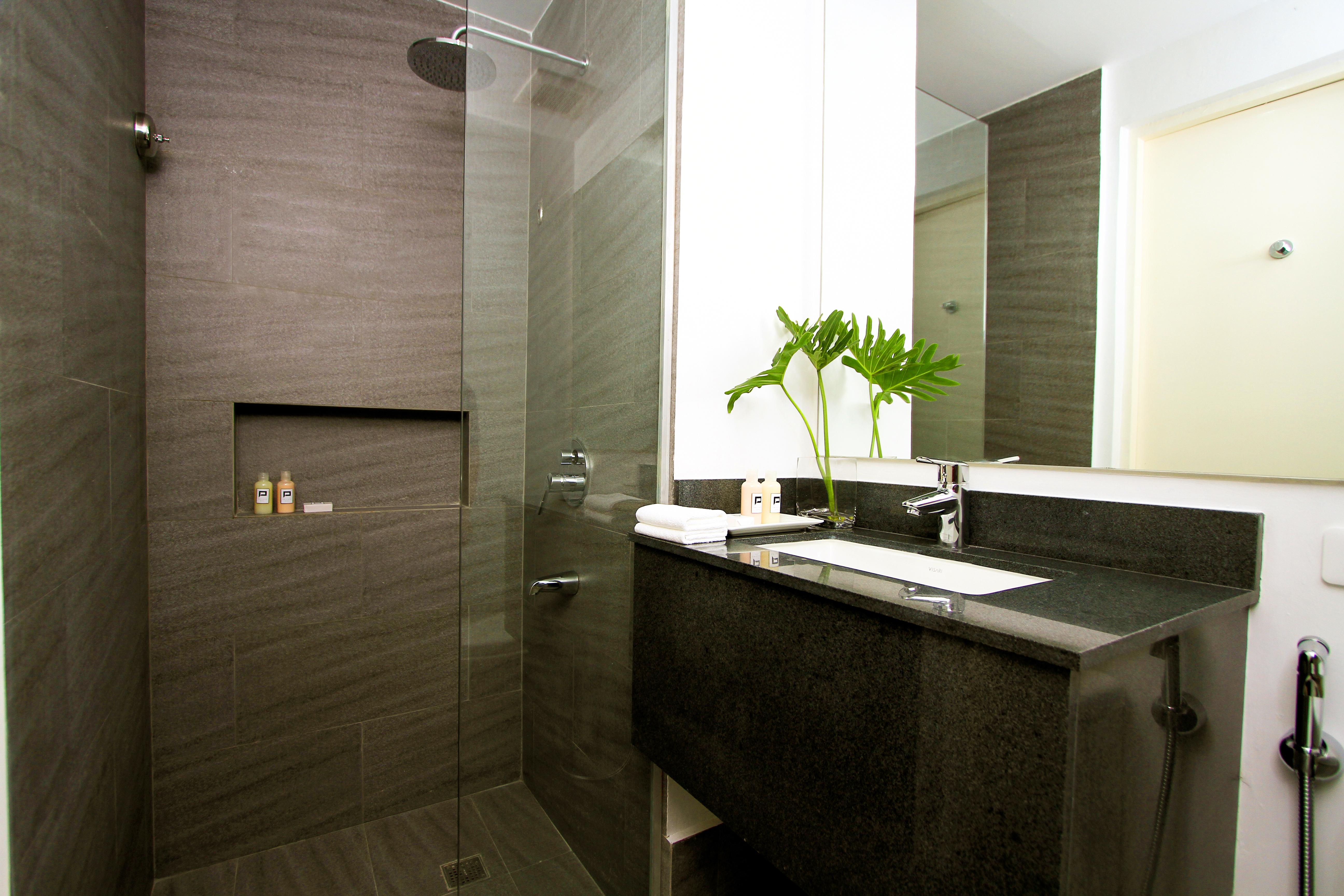 Privato Ortigas Hotell Pasig City Eksteriør bilde
