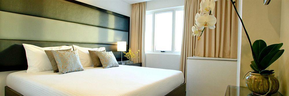 Privato Ortigas Hotell Pasig City Eksteriør bilde
