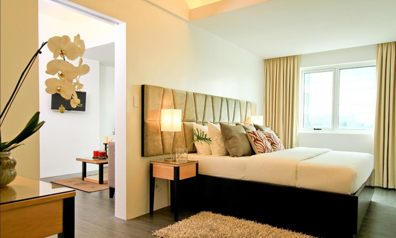 Privato Ortigas Hotell Pasig City Eksteriør bilde